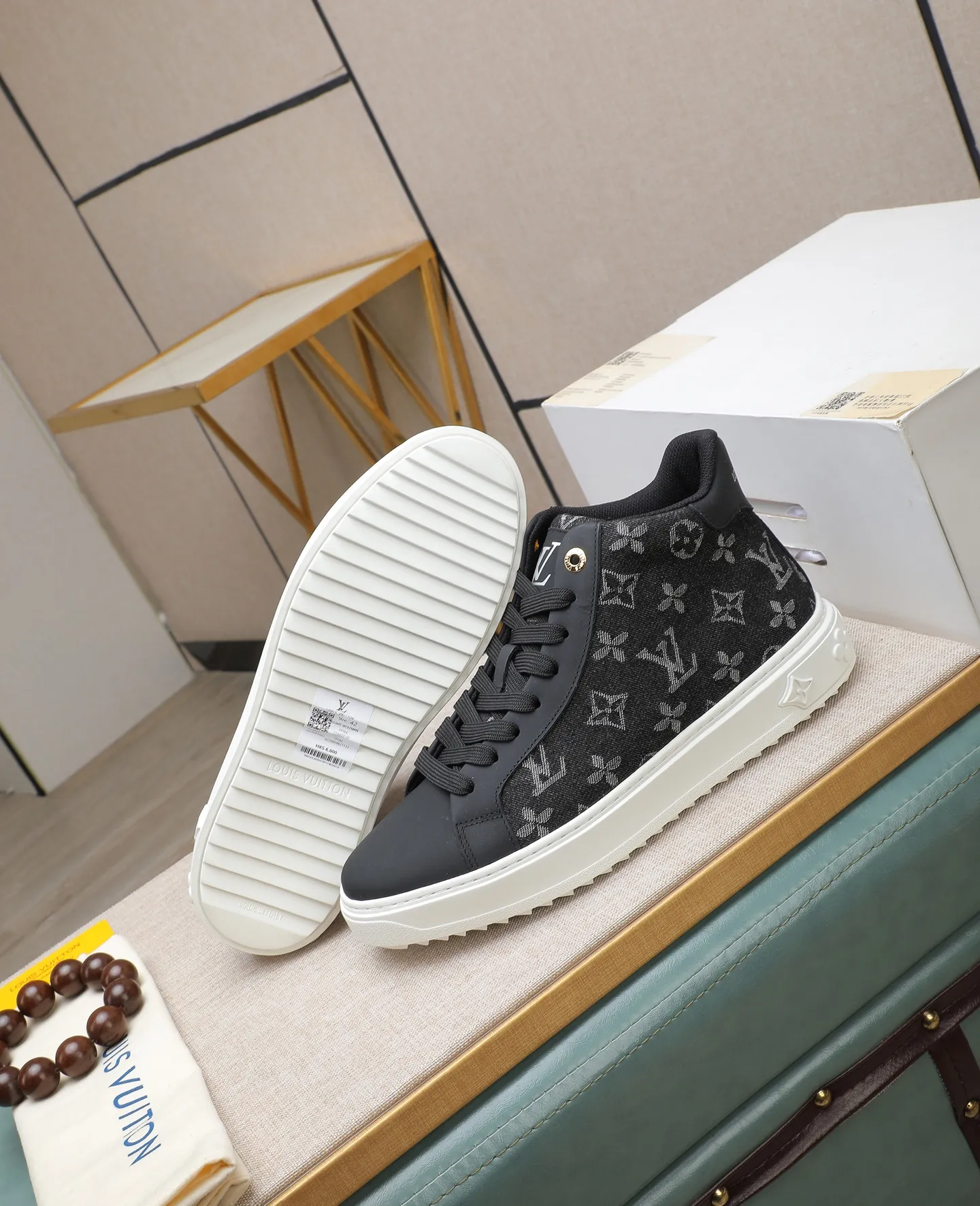 Men's shoes 💰580 📛📛【LOUIS VUITTON】Louis Vuitton official website synchronized new products 👟Milan fashion catwalk style 🇰🇾🇰🇾LV family logo, celebrity style, a must-have for fashionistas ⚠️First-layer calfskin ➕Genuine leather lining ➕Official website original version special outsole 👞Number 38-44